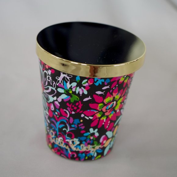 Lilly Pulitzer Multi Feeling Fintastic Candle New In Box - Picture 5 of 10